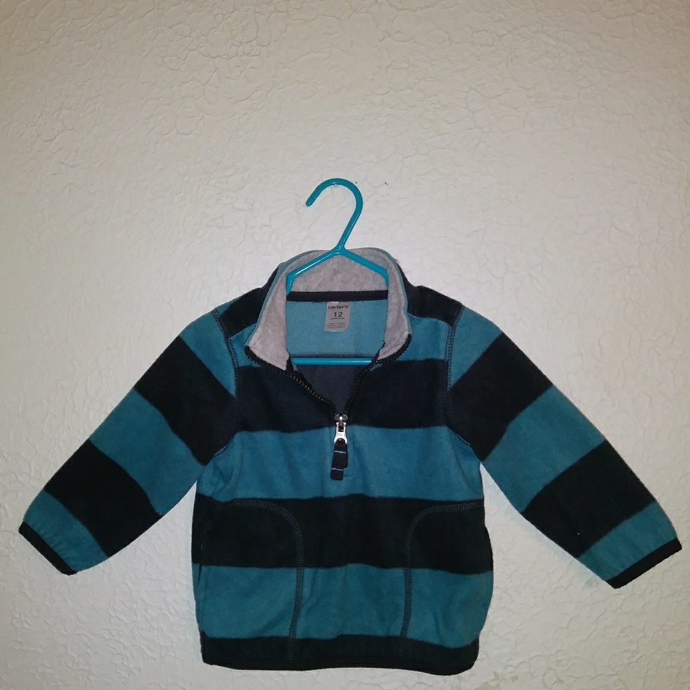 Pullover with pockets